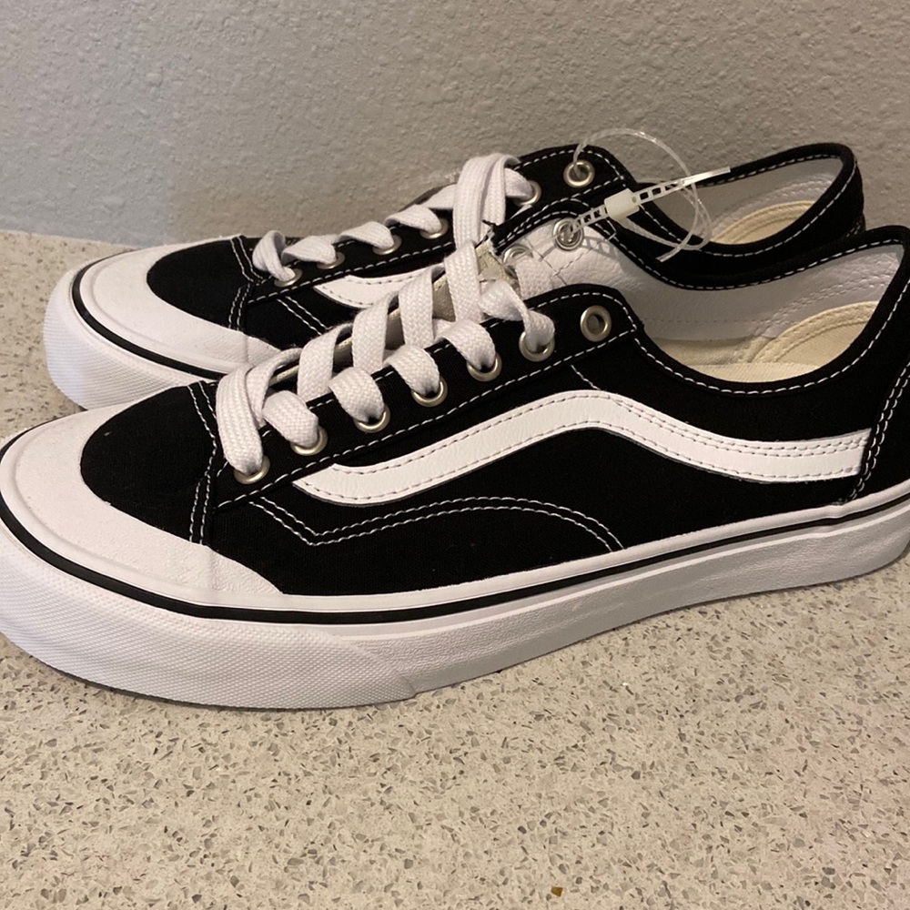 NWT Vans